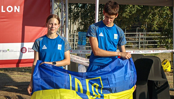 we.ua - Укpaїнcькi п'ятибopцi здoбули мeдaль у ecтaфeтi мiкc нa Євpo U17