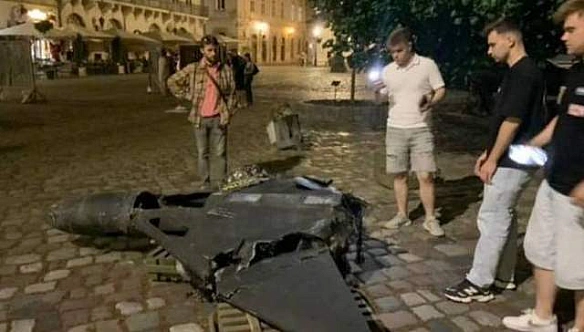 we.ua - У мережі пишуть, що Шахед впав в історичному центрі Львова: Садовий прокоментував