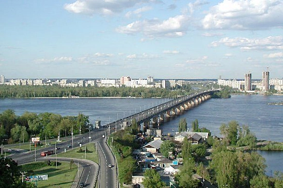 we.ua - Повітряна тривога застала на мосту: куди бігти і що не можна робити - поради фахівця з виживання