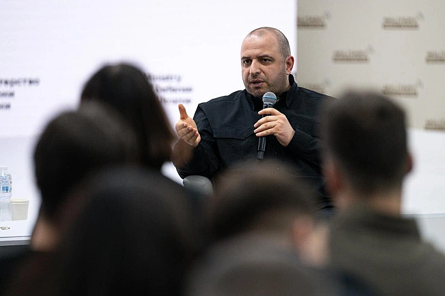 we.ua - Потрібні зміни в Міноборони, Умєров не впорався зі своєю задачею — Каленюк