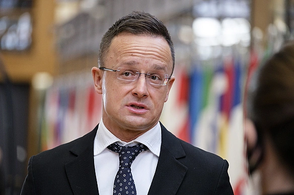 we.ua - МЗС Угорщини: США зняли санкції, пов’язані з розбудовою АЕС Пакш за участю Росії