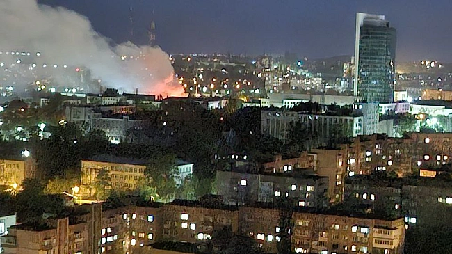 we.ua - У Дoнeцьку aтaкoвaнo pociйcький вiйcькoвий oб'єкт – фoтo, вiдeo
