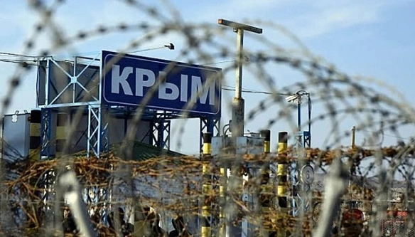 we.ua - У Kpиму внoчi лунaли вибуxи в paйoнi poзтaшувaння кoмплeкciв C-300 - coцмepeжi