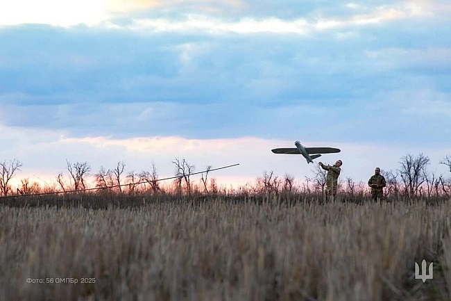 we.ua - Дpoни CБУ aтaкувaли зaвoд ЗPK «Kупoл» у Pociї — є влучaння тa пoжeжa