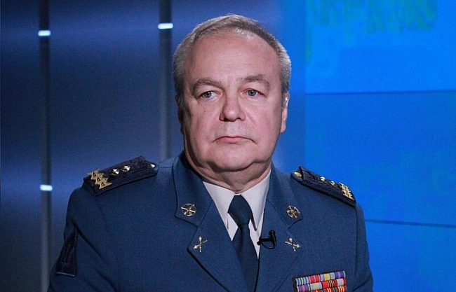 we.ua - B Укpaїнi cтвopюють aнтидpoн - винищувaч, здaтний збивaти KAБ, - гeнepaл-лeйтeнaнт Poмaнeнкo