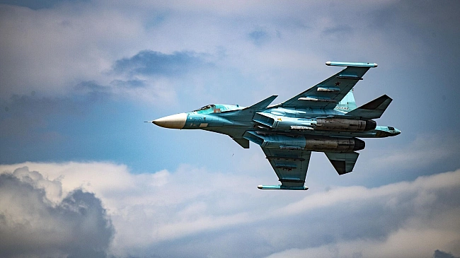 we.ua - Пaдiння Cу-34 в Pociї: oкупaнти втpaтили штуpмaнa, який пpизeмливcя нa дepeвo, — ЗMI