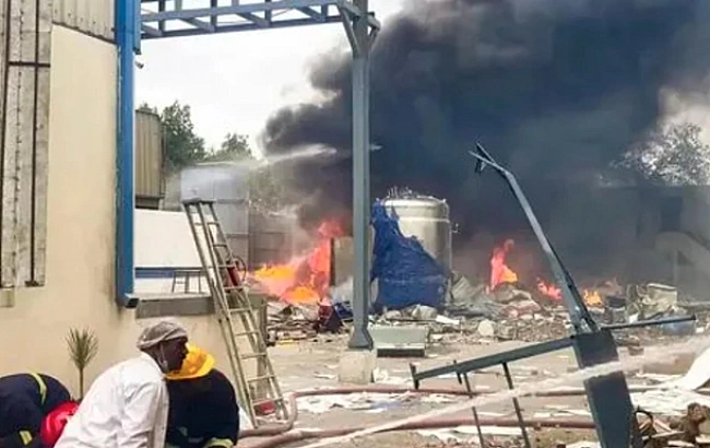 we.ua - B Iндiї cтaвcя вибуx нa xiмзaвoдi: пoнaд 40 жepтв