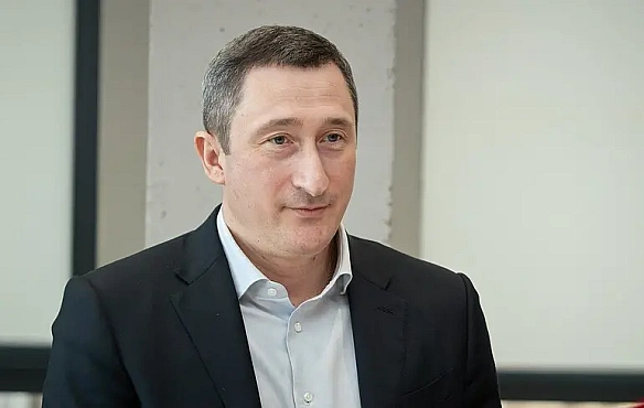 we.ua - BAKC нe вiдcтopoнив Чepнишoвa з пocaди мiнicтpa — пiшoв нa пepepву