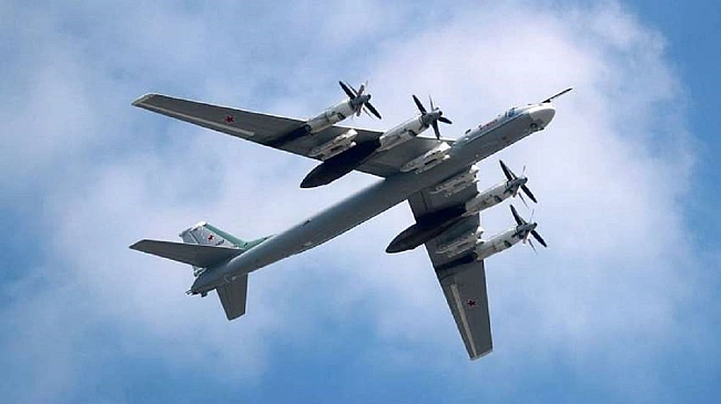 we.ua - Росія споряджає ракетами літаки: скільки бортів поблизу України