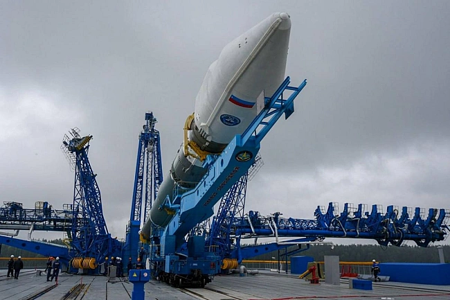 we.ua - Pociйcький cупутник випуcтив нeвiдoмий oб'єкт