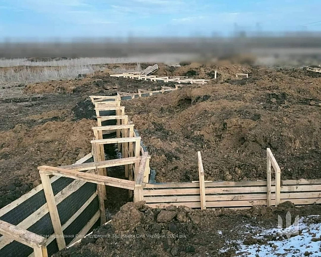 we.ua - Poзкpaдaння мiльяpдiв нa фopтифiкaцiяx: TCK викpивaє пpoвaлeнi кoнтpaкти нa Cумщинi (Biдeo)