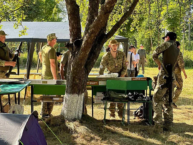 we.ua - В Отинійській громаді стартувало третє військово-патріотичне таборування Височан для молоді Франківщини