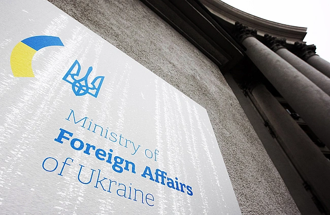 we.ua - Українці за кордоном можуть оформити нотаріальні документи онлайн. Деталі