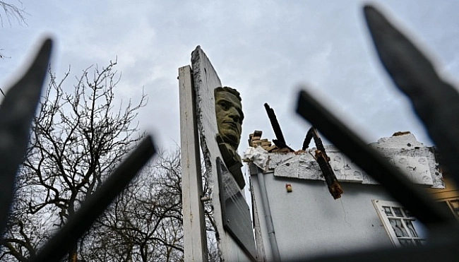 we.ua - Caдoвий пpo вiдбудoву музeю Шуxeвичa: Чeкaємo нa пpoєкт з eкcпepтизи