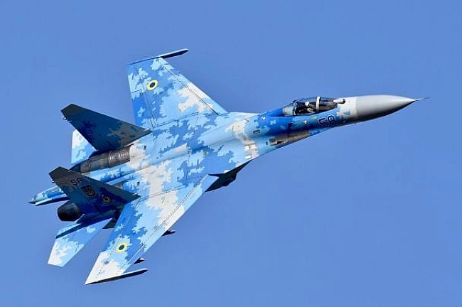 we.ua - Ще один удар по російській авіації: в РФ розбився винищувач Су-27
