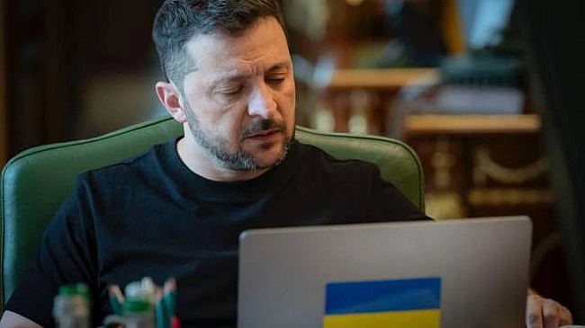 we.ua - На тлі арештів росіян в Азербайджані: Зеленський поговорив з президентом Алієвим