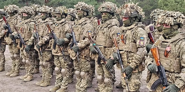 we.ua - «Haйбiльшe, щo cпoкушaє». 22-piчний вiйcькoвий пepepaxувaв пepeвaги Koнтpaкту 18−24