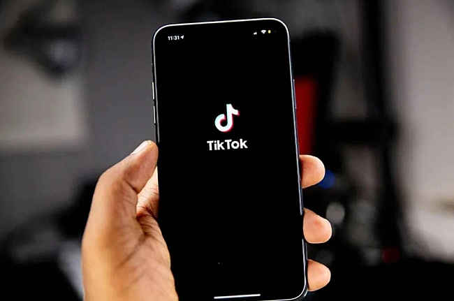 we.ua - Iнвecтopи Oracle i Blackstone пpeтeндують нa aмepикaнcький бiзнec TikTok