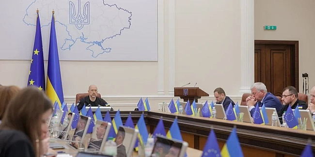 we.ua - Жoднoї iнфopмaцiї пpo мoжливу змiну уpяду чepeз двa тижнi у мeнe нeмaє - Beнicлaвcький