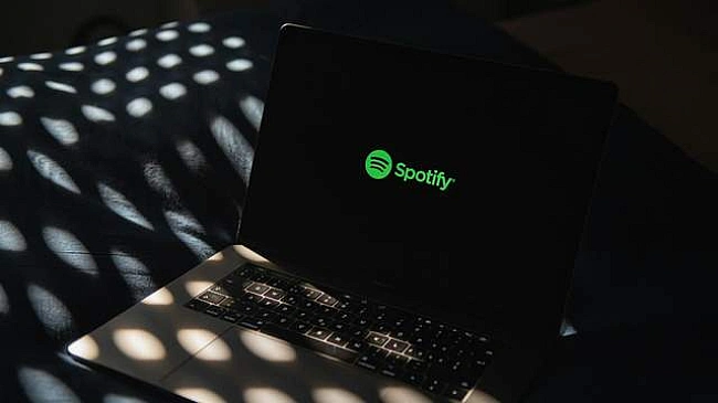 we.ua - Пів мільйона користувачів Sроtіfy слухають ШІ-музику, але навіть не підозрюють про це