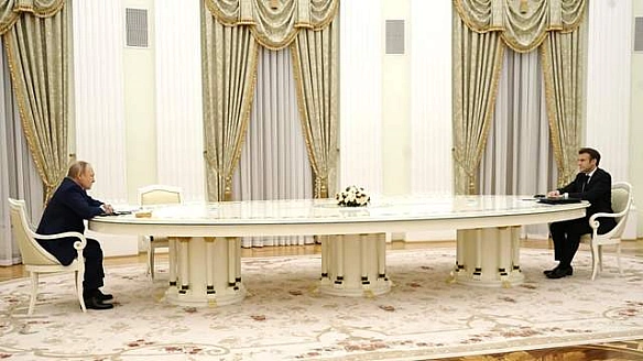 we.ua - Чи планують зустріч Путіна та Макрона: у Кремлі розповіли про розмову президентів