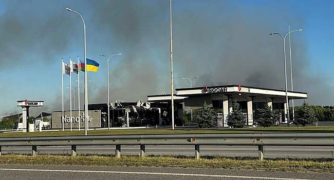 we.ua - Дахи порозбирало, пів села горить, – працівник АЗС про вибух біля Житомира