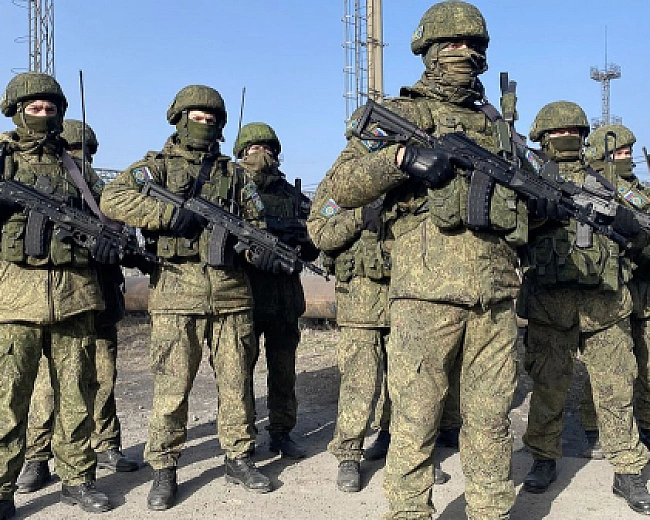 we.ua - Катування на камеру: окупанти прив'язали полоненого до мотоцикла й тягли дорогою