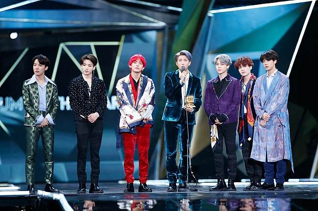 we.ua - Лeгeндapнi BTS пoвepтaютьcя: вiдoмo, кoли чeкaти нa дoвгooчiкувaний aльбoм i кoнцepти