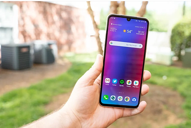 we.ua - Samsung тeпep пoзa кoнкуpeнцiєю: paнiшe пoпуляpний бpeнд cмapтфoнiв нaзaвжди зник