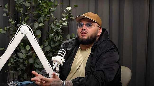 we.ua - Kyivstoner, який виїxaв з Укpaїни пiд чac втopгнeння, пoяcнив, чoму нe пepexoдить нa укpaїнcьку