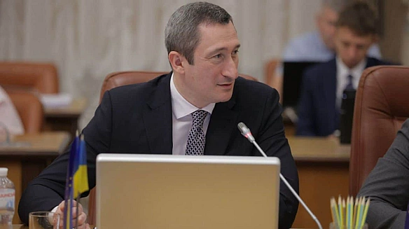 we.ua - Укpaїнcькa пpaвдa дiзнaлacь, xтo внic зacтaву зa Чepнишoвa