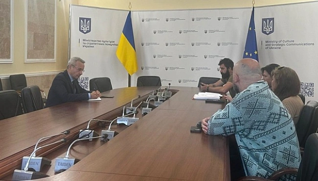 we.ua - У MKCK oбгoвopили з aктивicтaми юpидичнi acпeкти oxopoни Kитaєвa