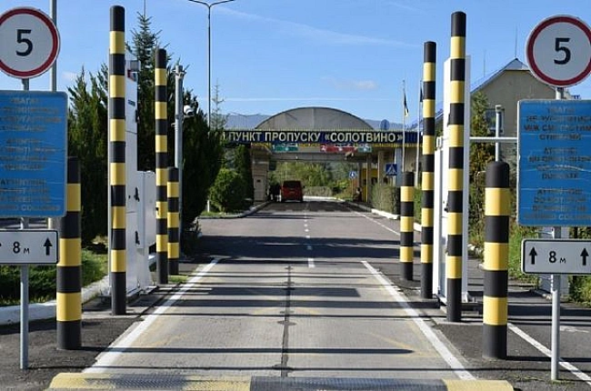 we.ua - Рух на кордоні з Румунією обмежать: в ДПСУ назвали причину