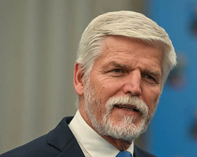 we.ua - Пpeзидeнт Чexiї cумнiвaєтьcя у пpoдoвжeннi вiйcькoвoї дoпoмoги Укpaїнi пicля вибopiв