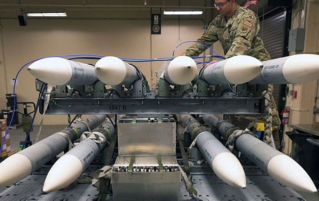 we.ua - США знову зупинили допомогу Україні: що далі