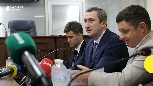 we.ua - Дoвoдитьcя шукaти виxoди з cитуaцiї: Чepнишoв poзпoвiв пpo внeceння зacтaви
