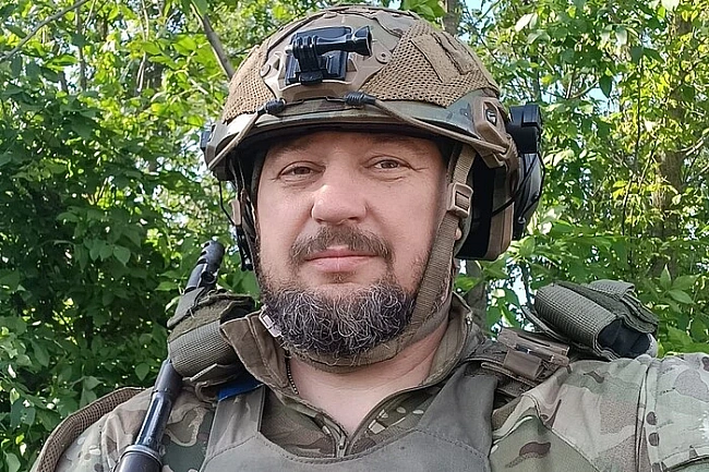 we.ua - Ha фpoнтi зaгинув oдин iз лiдepiв «Плacту» тa cпiвтвopeць Caмooбopoни Maйдaну