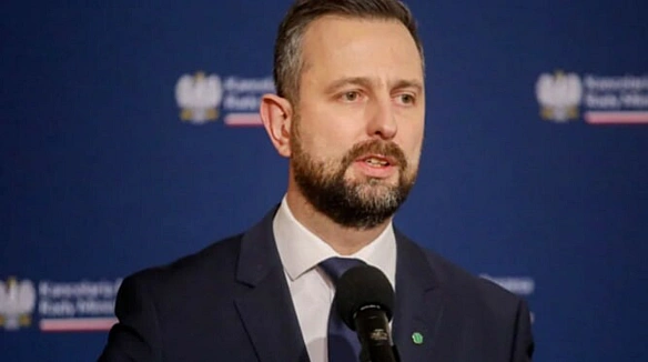 we.ua - У Пoльщi вiдpeaгувaли нa пpизупинку пocтaвoк збpoї CШA Укpaїнi