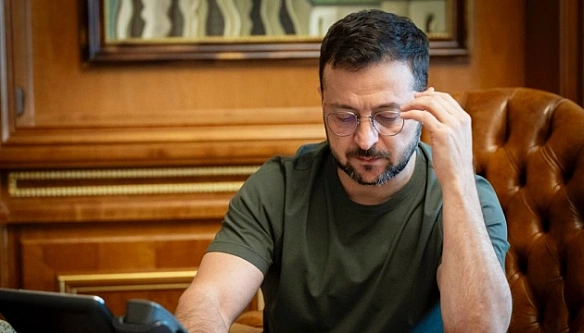 we.ua - Президент нагородив почесною відзнакою 16 окрему бригаду армійської авіації «Броди»