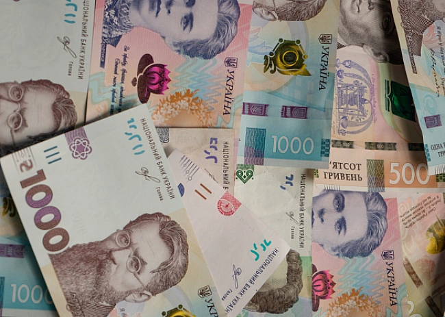 we.ua - Середня зарплата українців може зрости до 40 тисяч — що передбачає уряд