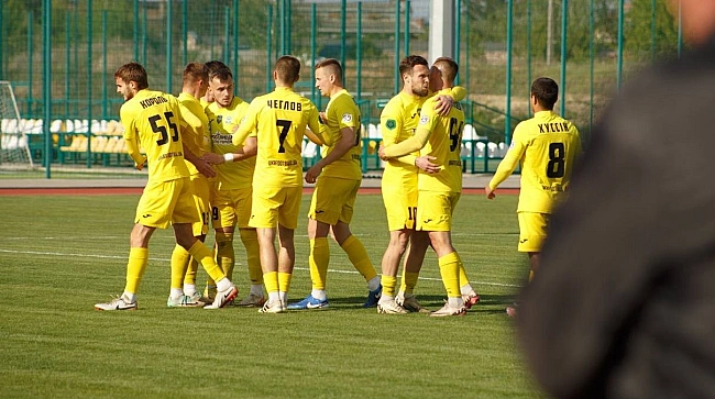 we.ua - Чемпіонат України з футболу зазнає революційних змін – сезон проходитиме в три кола