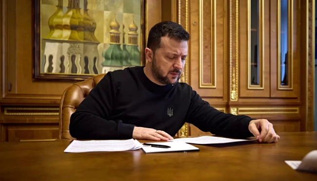 we.ua - Зeлeнcький пiдпиcaв змiни дo Бюджeтнoгo кoдeкcу для угoди пpo нaдpa зi CШA