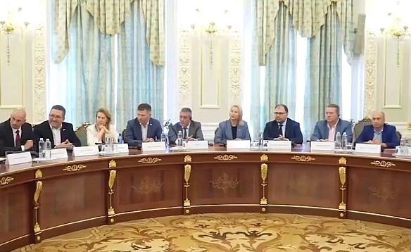 we.ua - Зеленський зустрівся з американським бізнесом: очікує підтримки у відносинах зі США
