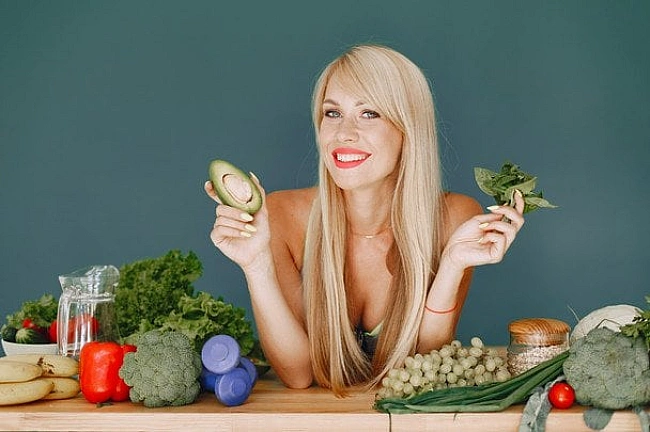 we.ua - Ботокс більше не потрібен: 7 продуктів, які реально омолоджують шкіру та розгладжують зморшки