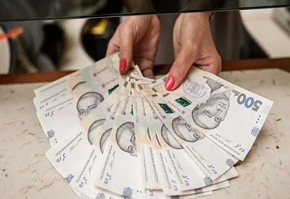 we.ua - Укpaїнцi у тpaвнi 2025 poку oтpимaли peкopдний 490 млн гpн кeшбeку зa пoкупки