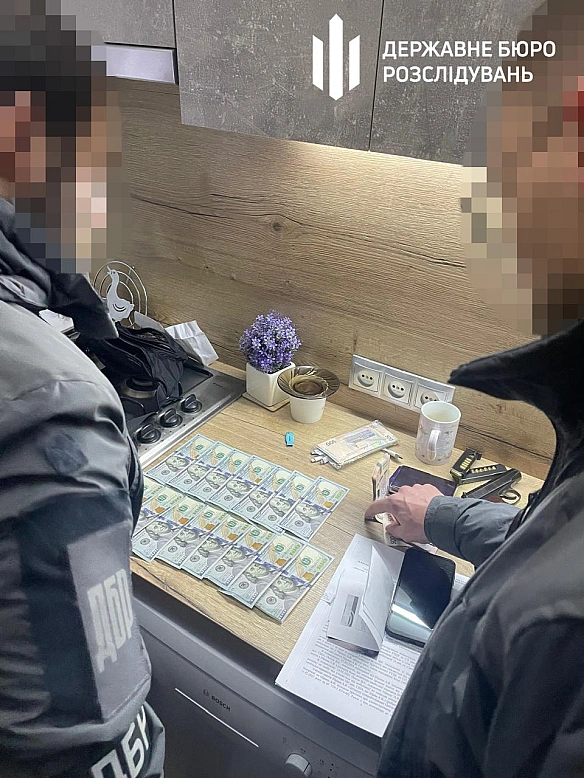 we.ua - Військові ТЦК у Запоріжжі допомогли щонайменше 1,5 тисячі чоловіків ухилитися від мобілізації, - ДБР. ФОТО
