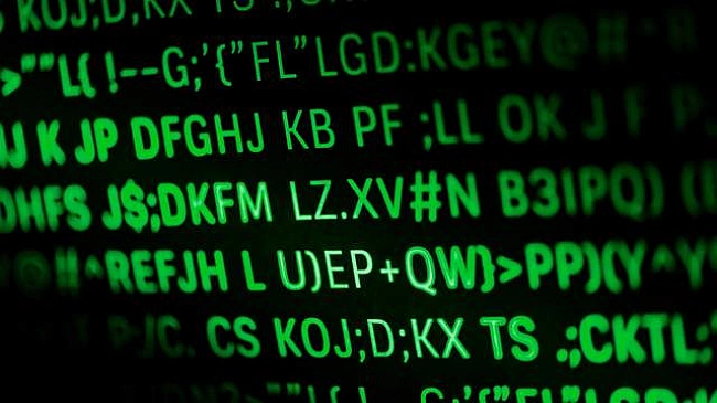 we.ua - Ipaнcькi xaкepи нiбитo викpaли eлeктpoннi лиcти у нaйближчoгo oтoчeння Tpaмпa