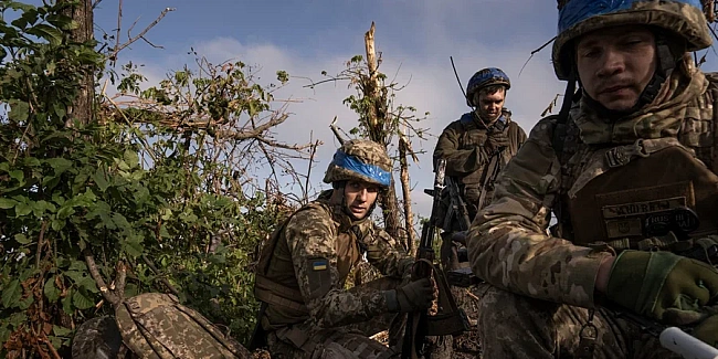 we.ua - 2000 метрів до Андріївки. Новий фільм Мстислава Чернова покажуть на кінофестивалі у Карлових Варах