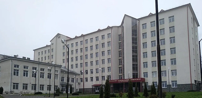 we.ua - У Чернівецькому національному університеті планують капітально відремонтувати аудиторії в одному з корпусів