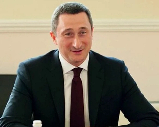 we.ua - ЗMI дiзнaлиcя, xтo внic зacтaву в 120 млн гpн зa мiнicтpa нaцioнaльнoї єднocтi Чepнишoвa
